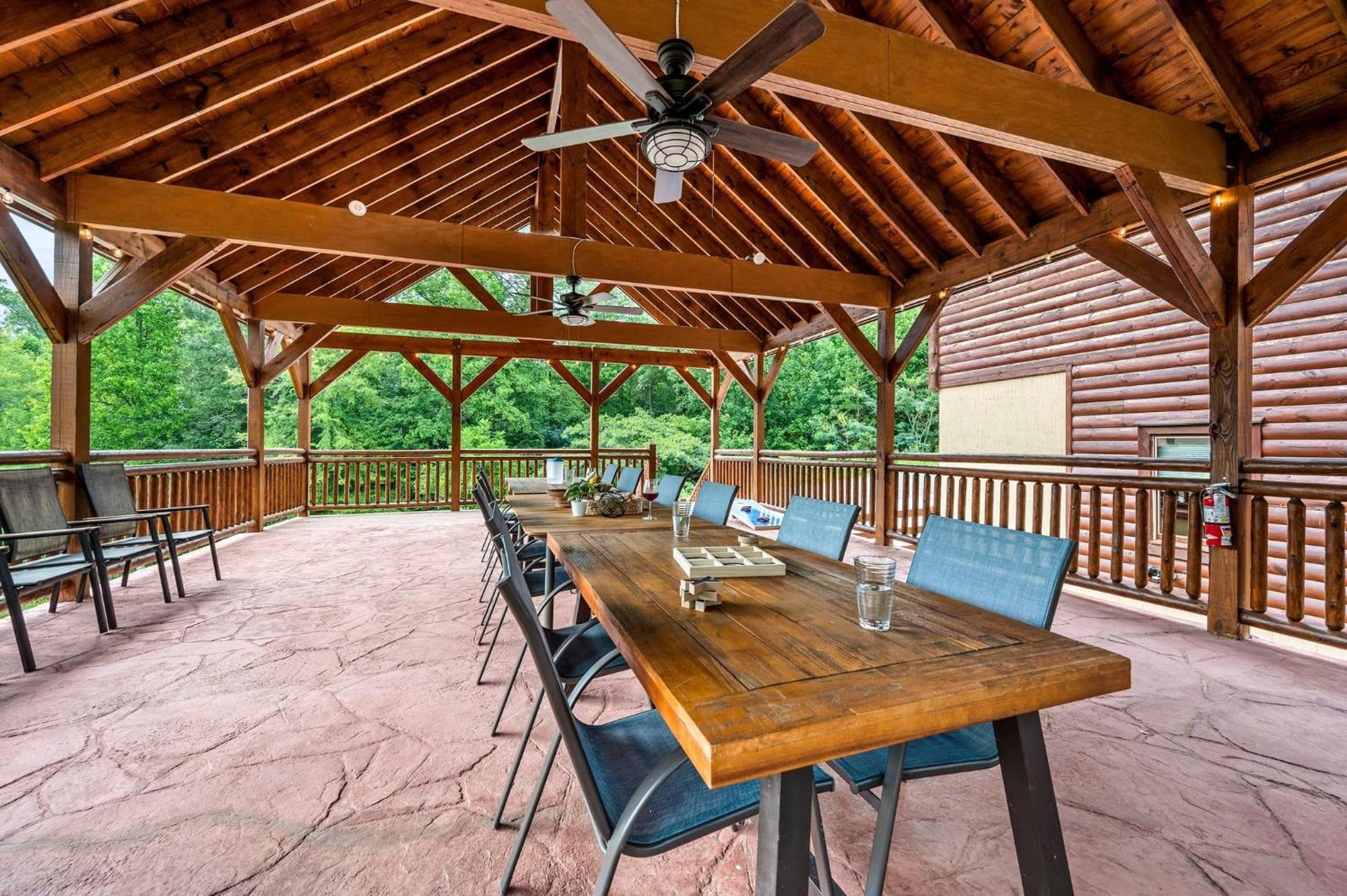 Smokey'S Paradise By Avantstay Sleeps 22 Pool Sevierville Exteriör bild